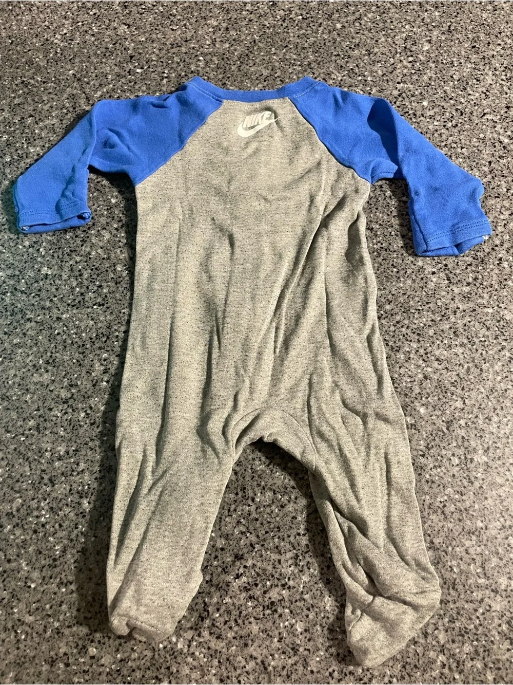 Nike soft gray